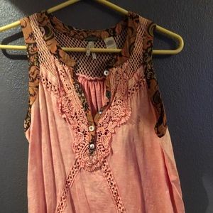 Pink Gimmicks Tank